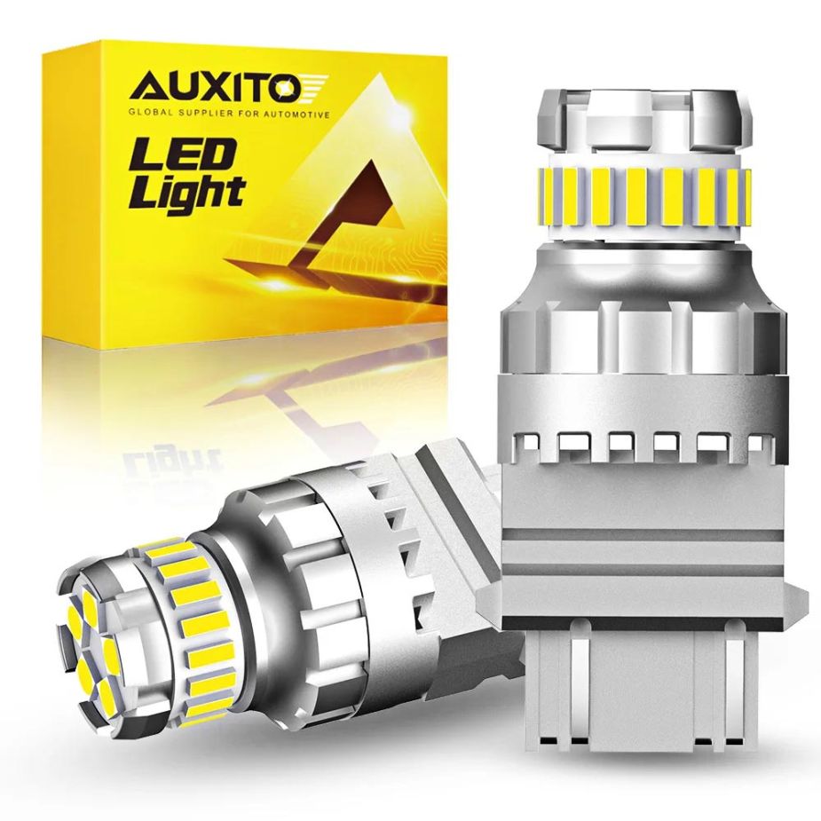 Світлодіодні LED лампи AUXITO T25 3157 P27W P27/7W 3156 білого світла 6500K